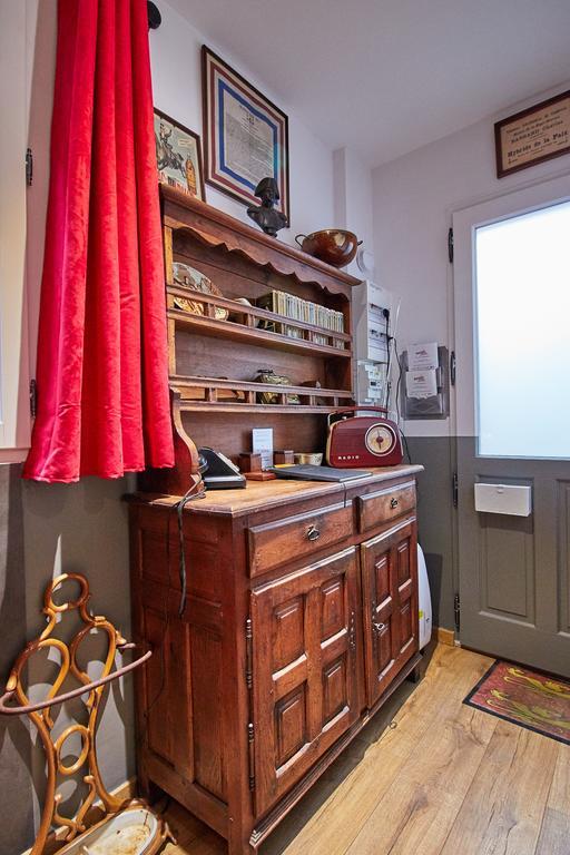 La Plus Petite Maison De France Bayeux Room photo
