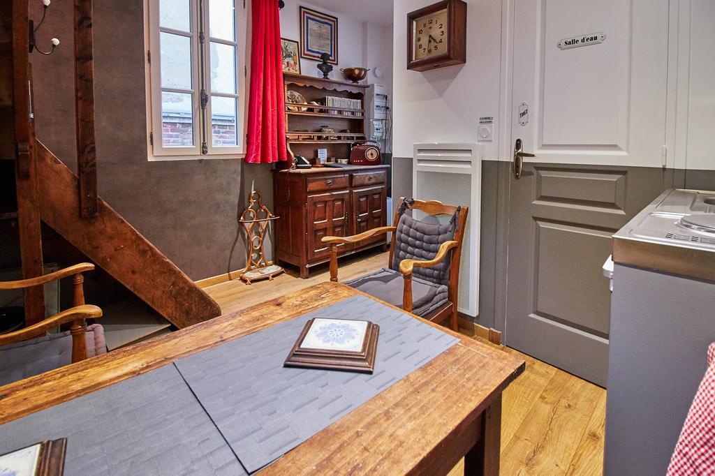 La Plus Petite Maison De France Bayeux Room photo